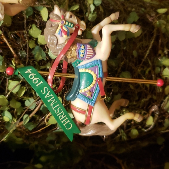 Vintage Carousel House Ornaments lot of 9 - Picture 5 of 10